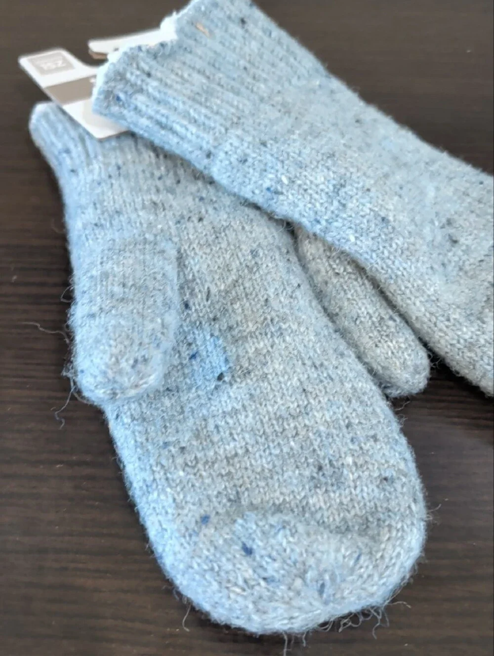 Isotoner Light Blue Flecked Knit Mittens